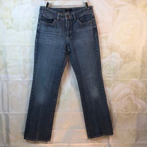 Nine West Straight Leg Blue Jeans Size 8
